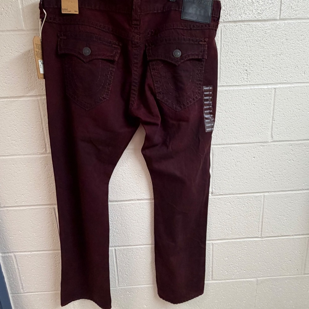 True Religion Mens Ricky Relaxed Straight Jeans 44 Burgundy Thick Stitch Denim